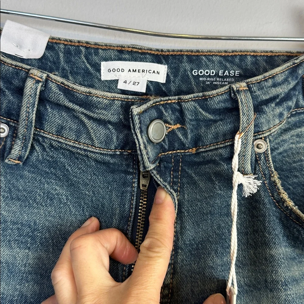 NWT Good American Good Ease Mid Rise Jean Relaxed Fit High Rise 34” Inseam 4/27 - Picture 13 of 16